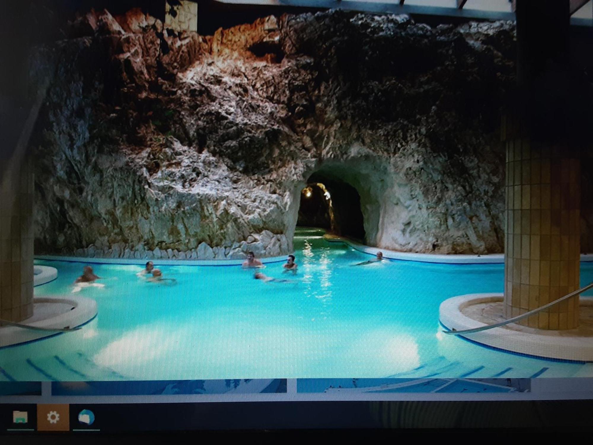 Privatunterkunft Relaxvilla Miskolctpolca, *